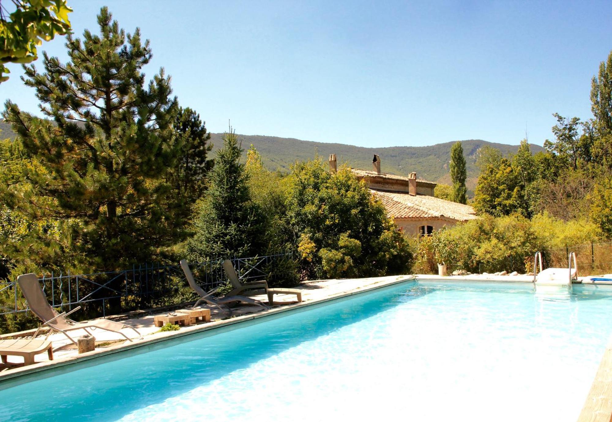 Le Moulin De La Viorne, Gite Avec Piscine Au Coeur De La Nature En Haute-Provence Les Omergues エクステリア 写真